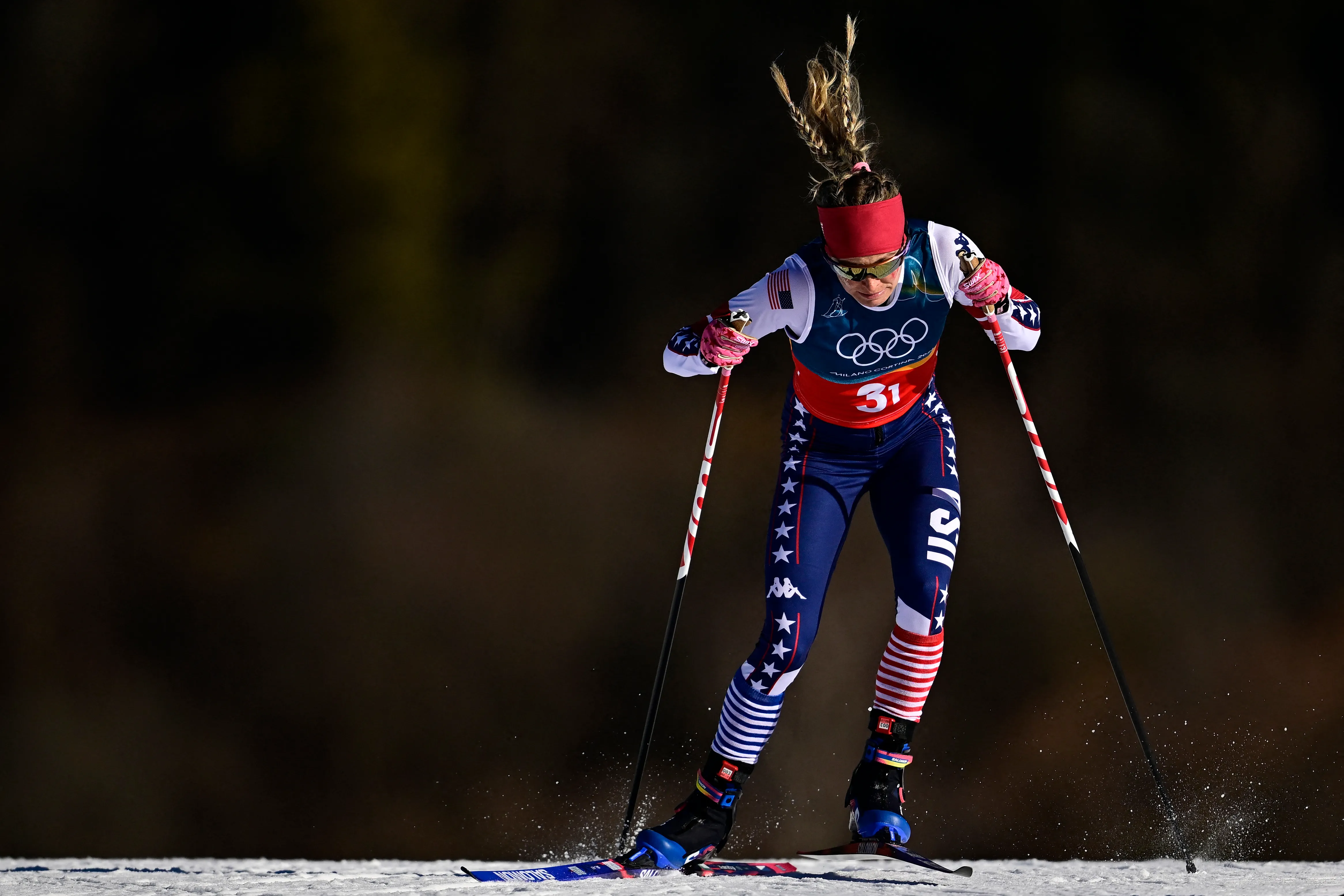 Jessie Diggins competes