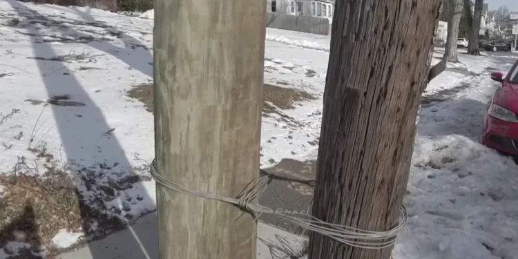 NBC Connecticut Investigates: Why double utility poles keep lingering for years across the state 