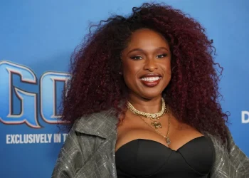 Jennifer Hudson to produce Broadway’s first ‘Dreamgirls’ revival in 39 years