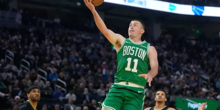 Payton Pritchard thriving for Celtics in return to familiar role
