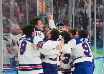 Dom Amore: Proud, emotional day for UConn hockey coach as Thompson, Team USA strike gold