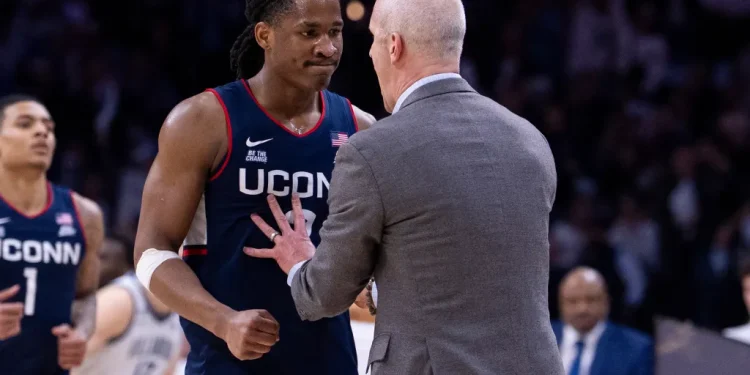 UConn’s Silas Demary Jr. named to late-season team for Naismith Defensive Player of the Year