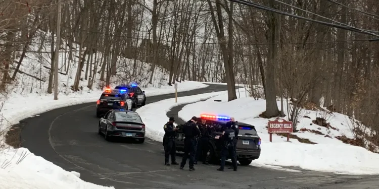 Hamden police assisting investigation at Regency Hill Condos