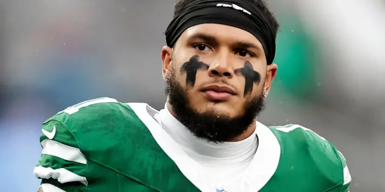 Jets agree to trade Jermaine Johnson to the Titans for T’Vondre Sweat, AP source says