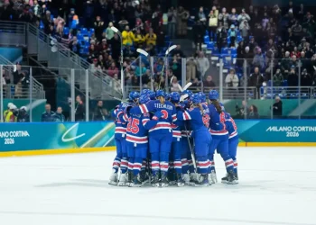 US women’s hockey team has date in July with Flavor Flav in Vegas to celebrate gold medal victory