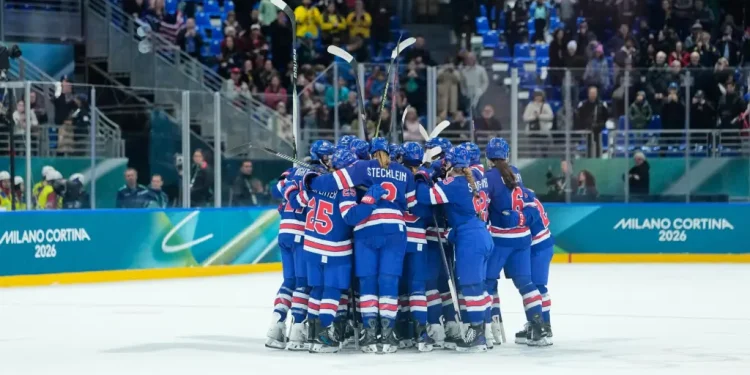 US women’s hockey team has date in July with Flavor Flav in Vegas to celebrate gold medal victory