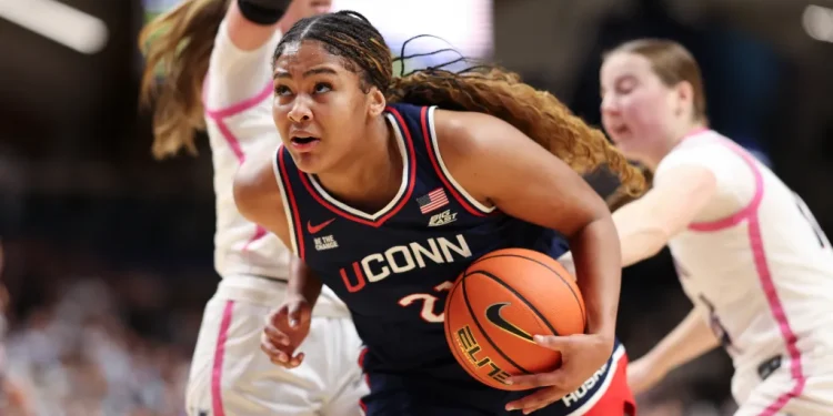 Why Geno Auriemma isn’t surprised by UConn women’s basketball’s late-season struggles