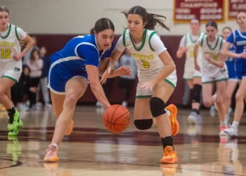 This CT girls basketball team has won 15 straight and is ready for a title push