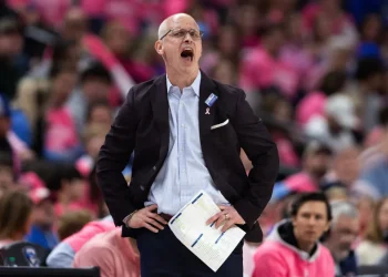 UConn men’s basketball coach Dan Hurley named to Naismith Coach of the Year watch list