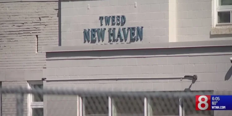 Tweed New Haven Airport holding public information session on proposed expansion