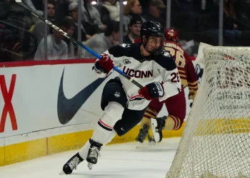Dom Amore: UConn hockey drew a crowd, but couldn’t lock up a big win in ‘The Vault’