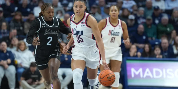 No. 1 Huskies roll past Providence in season's final regular-season game at Gampel Pavilion