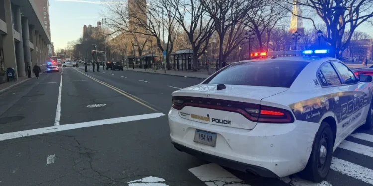 32-year-old man stabbed in New Haven