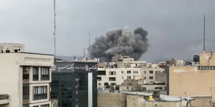 Rep. Himes: ‘No exit strategy' in Iran 