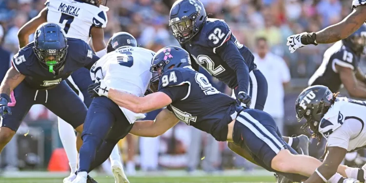 Dom Amore: A dash of UConn, a cup of Toledo, mix well and the Jason Candle era is underway