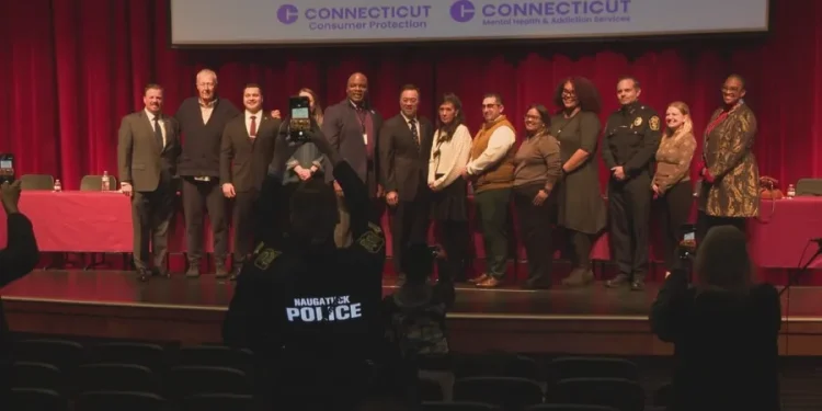 AG Tong hosts talk in Naugatuck about vaping, illicit cannabis sales