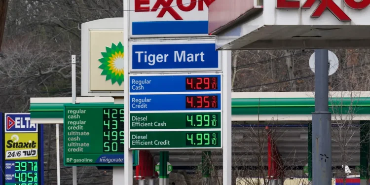 Suspend the federal gas tax? U.S. lawmakers push for relief as fuel prices soar