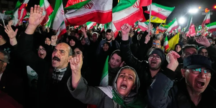 Live updates: U.S. and Iran make no diplomatic headway as more missiles fired at Israel