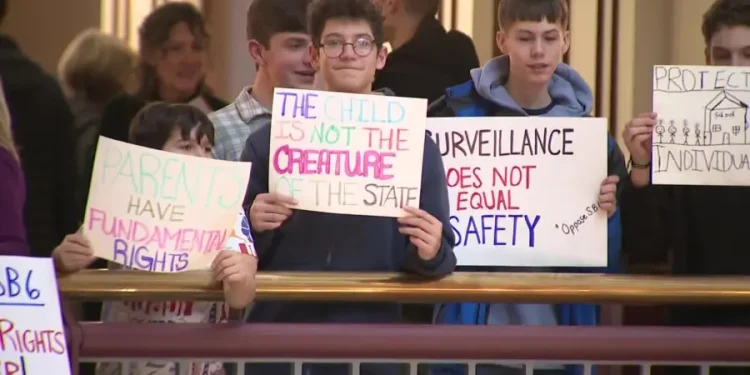 Connecticut parents push back against proposal to notify DCF about school withdrawals