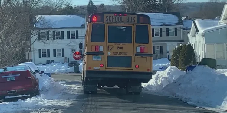 Democrats in Connecticut House looking to increase state aid for school districts