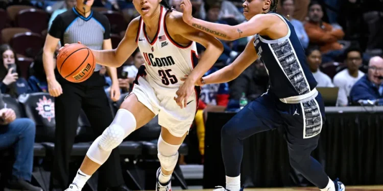 Does Obama think UConn can win NCAA titles in 2026?