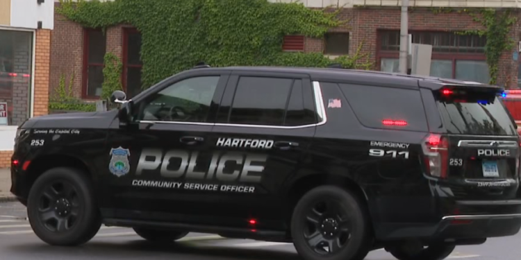 Driver dead after single-vehicle crash in Hartford