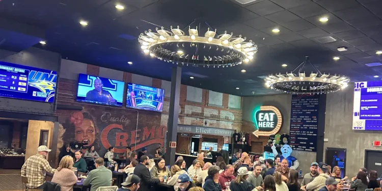 UConn fans show out for first round of NCAA tournament despite late tip-off