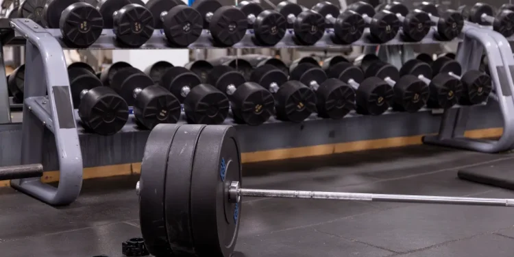 9‑year‑old powerlifter stuns internet with 180‑pound deadlift in viral video