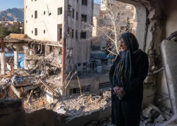 Iran refuses to back down after Trump issues 48-hour deadline over Strait of Hormuz