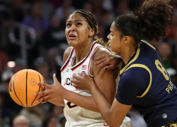 UConn and Geno Auriemma beat Notre Dame 70-52 to secure 25th women's Final Four appearance