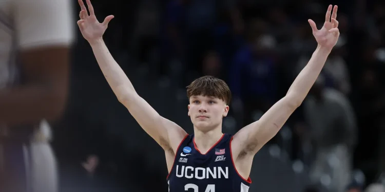UConn stuns Duke with epic comeback and last-second 3-pointer