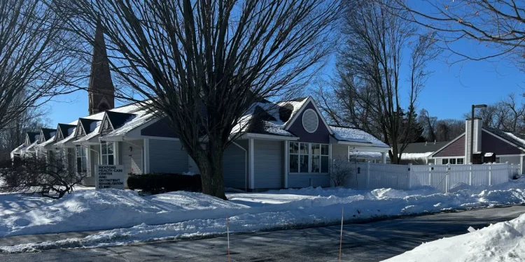 CT DSS orders patients transferred out of Windsor Locks nursing home over safety concerns