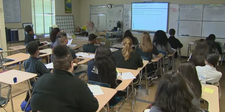 Lawmakers push to increase Connecticut's education funding