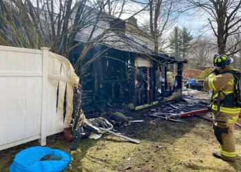 No injuries reported after garage fire on High Bridge Road in Newtown