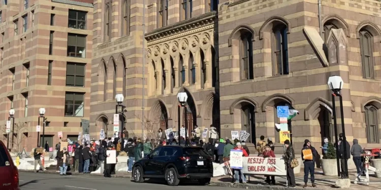 People gather in New Haven to protest military action in Iran