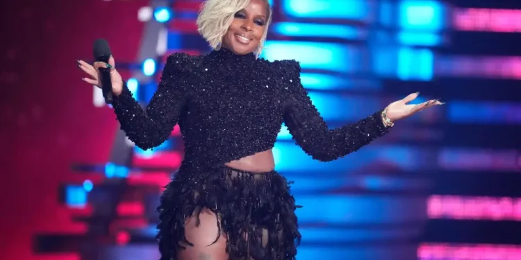 How Love Rocks became a NYC tradition and a major God’s Love We Deliver fundraiser in 10 years