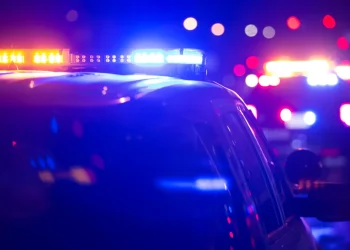 Who responds to mental health crisis calls in Hartford?