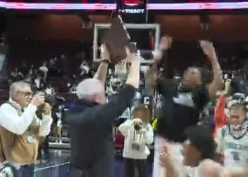 SMSA boys basketball beats Stratford for first title in school history