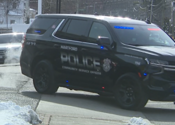 Scooter operator injured after crashing on Wethersfield Avenue in Hartford