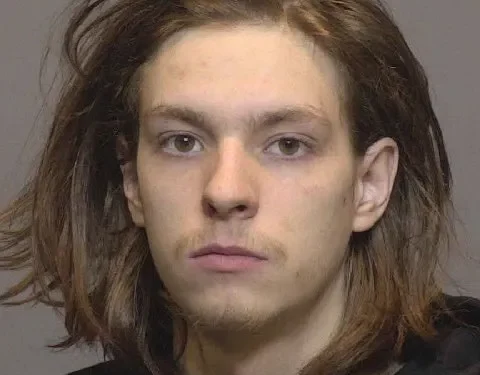 Shelton man arrested for allegedly street racing in New Haven