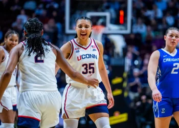 UConn women’s basketball stars deliver to rout Creighton 100-51 in Big East Tournament semifinal