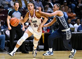UConn women’s basketball routs Georgetown, 84-39, in Big East Tournament opener