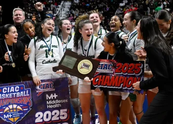 CT High School Girls Basketball Brackets Released: See which teams are chasing state titles