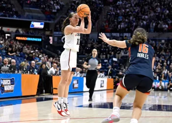 UConn women seeking 13th national title