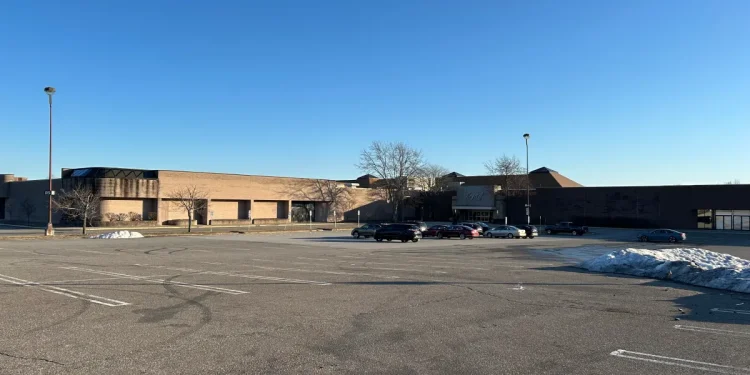 Crystal Mall prepares to close for good as Electric Boat talks growth for company