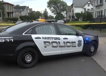 Teen injured after being shot in Hartford Monday morning