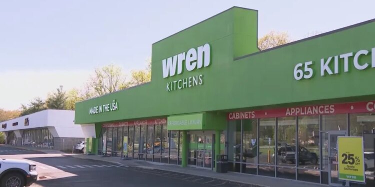 'This is a nightmare': Newington family left scrambling after kitchen manufacturer suddenly closes