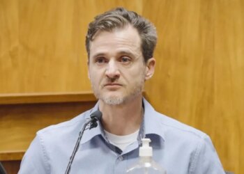 Maui doctor accused of trying to kill wife on hike is found guilty of attempted manslaughter 