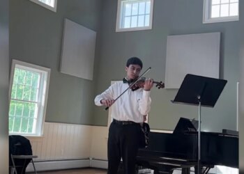 Trumbull student celebrates Ivy League acceptances; credits his single mother