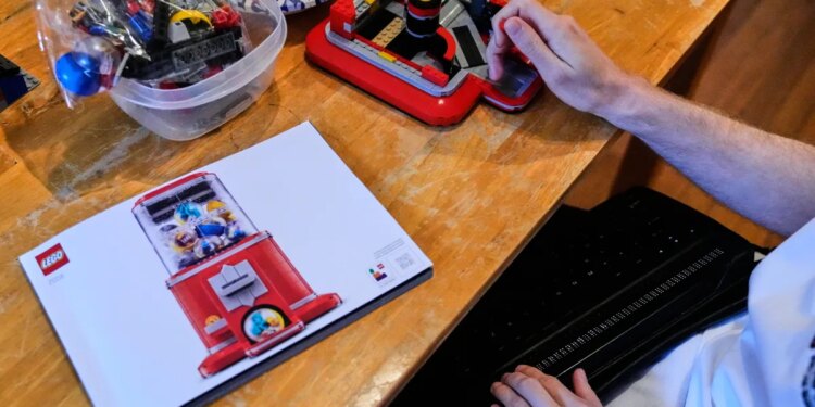How a blind man made it possible for others with low vision to build Lego sets